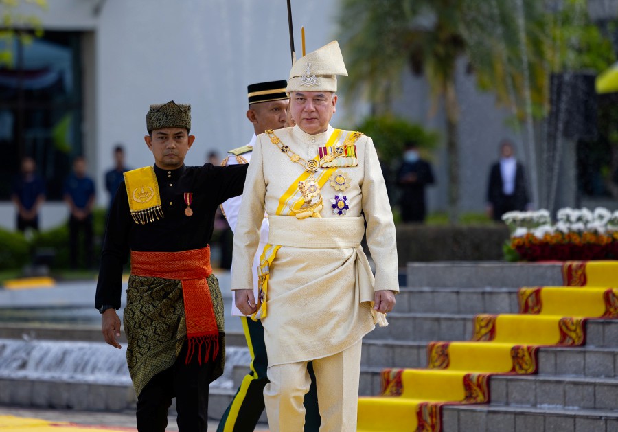 IPOH: Innovative measures must be explored to ensure food security, improve food distribution, minimise waste, and ensure people have easy access to fresh and nutritious food, said Sultan of Perak Sultan Nazrin Shah.- Bernama pic
