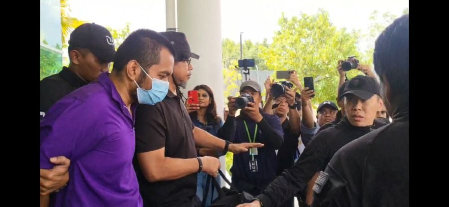 The suspect in the Kuala Lumpur International Airport (KLIA) shooting on Sunday arrived at the Police Air Operation Force (PGU) base here today.