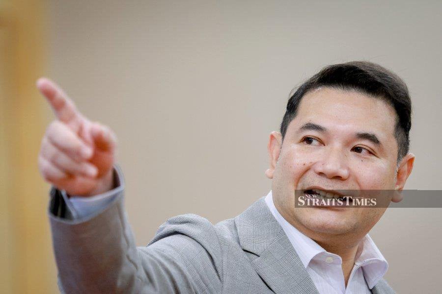 PKR deputy president Rafizi Ramli says Malay voters in Sungai Bakap are increasingly showing support for the unity government,. - NSTP pic