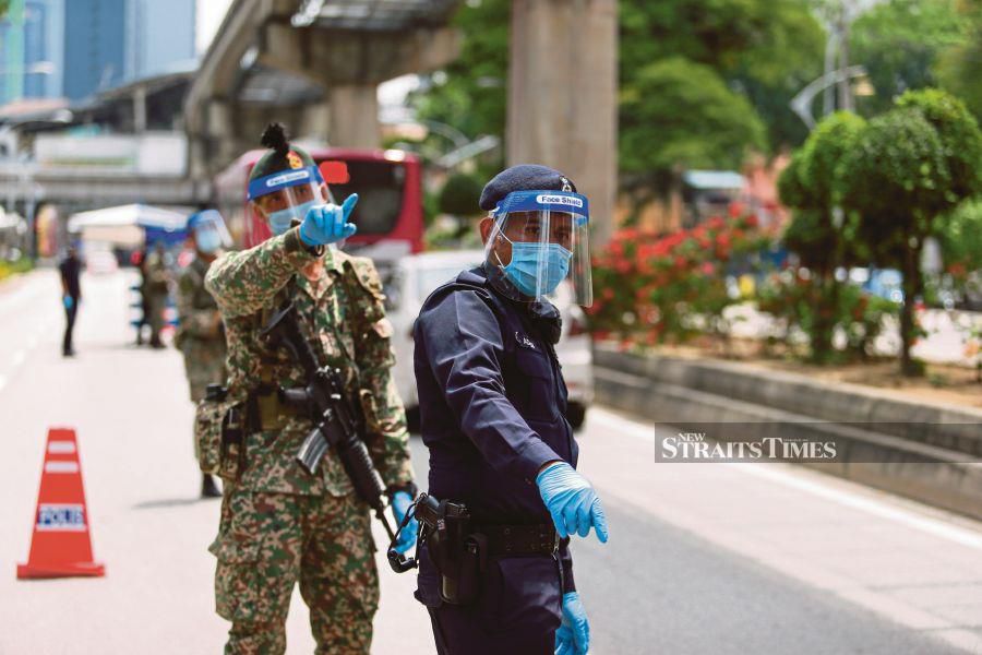 Cmco Police Set Up 3 Roadblocks In Pj