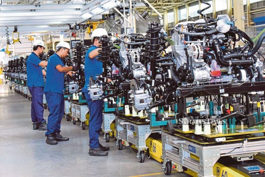 Proton's flagship X70 begins production in Tg Malim | New ...