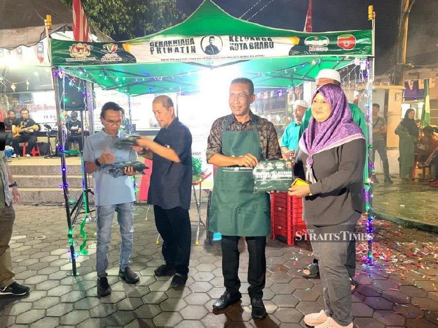 The party's secretary-general Datuk Seri Takiyuddin Hassan said the 'moon' logo would  be used in Kelantan and Terengganu while in Kedah, the other state ruled by the Islamic party, would use the PN logo. - NSTP/ SHARIFAH MAHSINAH ABDULLAH