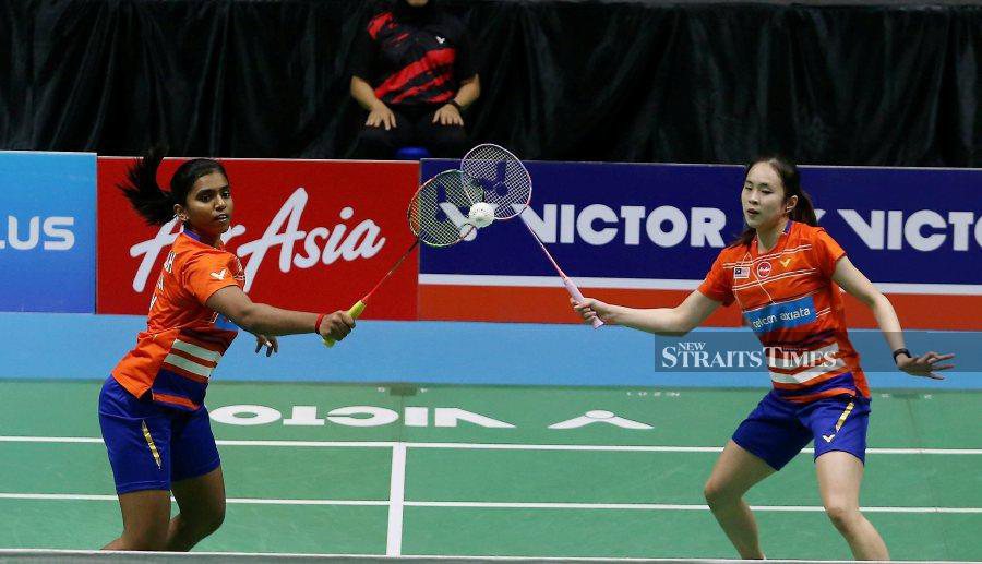 And m tan thinaah pearly Badminton: Pearly