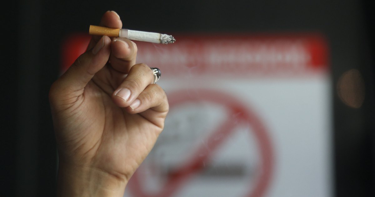 Pensioner fined RM1,800 for smoking in restaurant | New Straits Times
