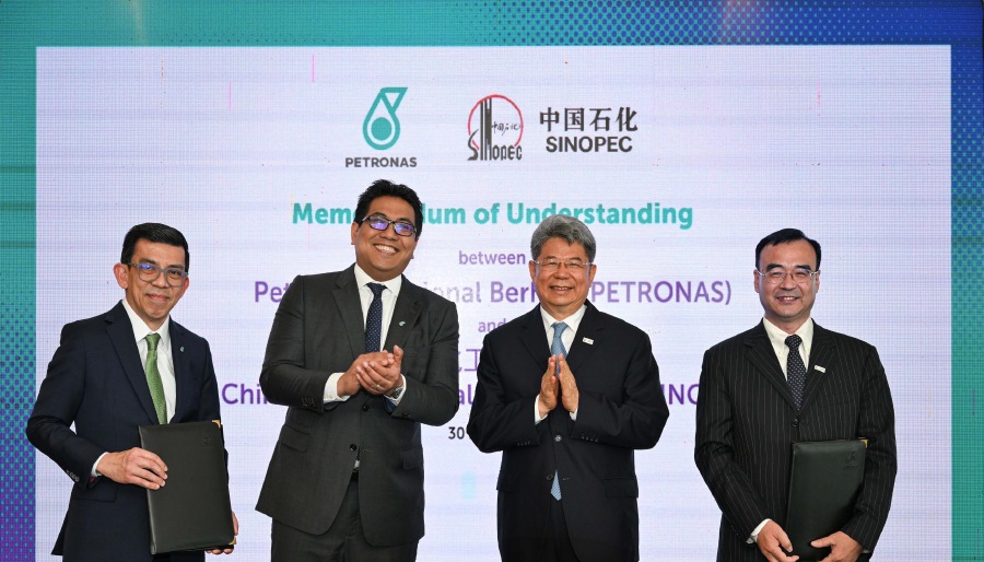 Petroliam Nasional Berhad (Petronas) has entered into a strategic collaboration with China Petrochemical Corporation (Sinopec) to explore opportunities to drive growth and innovation.