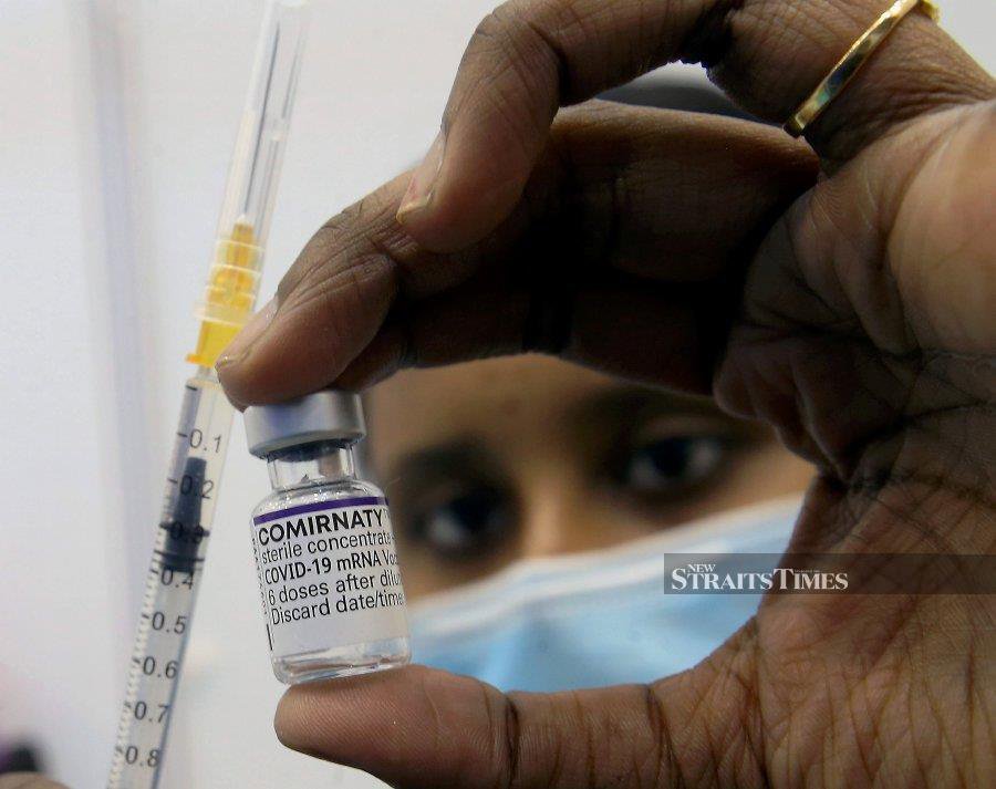 Vaccine malaysia comirnaty The false