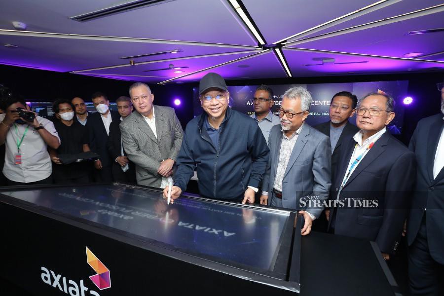 #TECH Axiata and Celcom launch cyber centre in efforts to boost threat