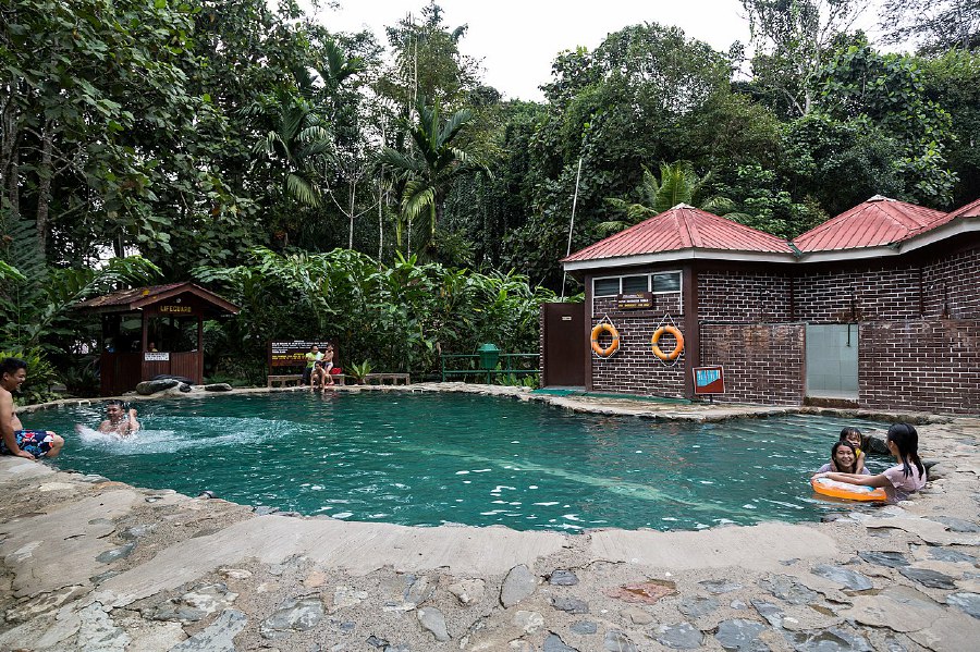 Head to the Poring Hot Springs for a relaxing time that will also do your body a world of good. - File pic credit (Wikipedia)