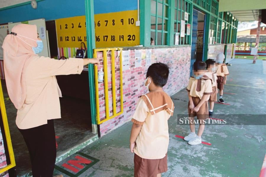 The existing preschool curriculum will be streamlined and standardised under the Education Ministry soon. - NSTP file pic