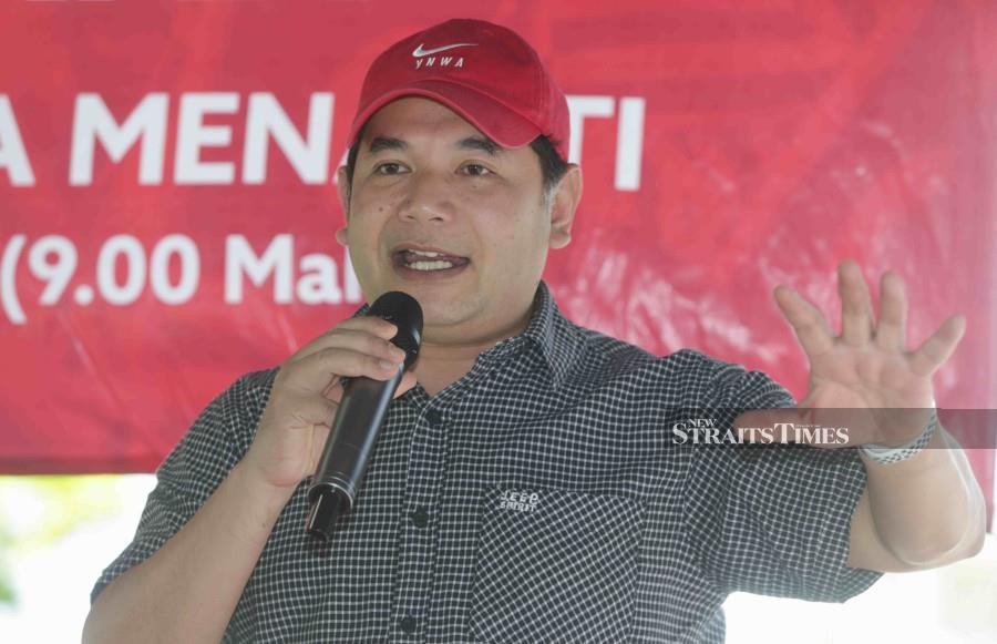 Economy Minister Rafizi Ramli said wage-related matters were among the issues that needed to be resolved, considering the large discrepancy between income levels and the increased cost of living. - NSTP/SYAHARIM ABIDIN