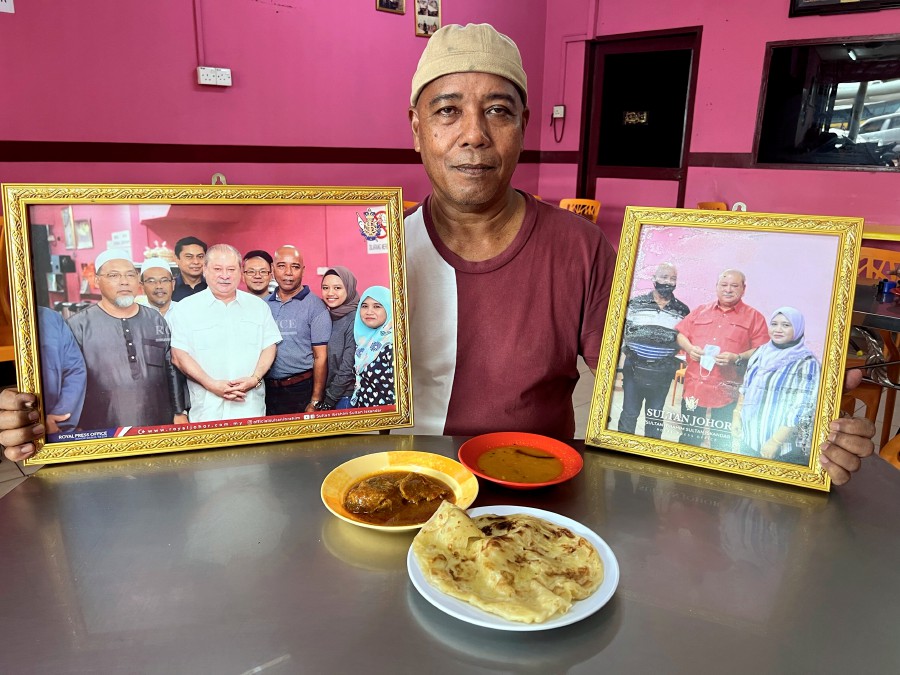 Who would have thought that His Majesty Sultan Ibrahim, the 17th King of Malaysia, is one of the regular customers at the restaurant, and His Majesty’s favourite dish is roti canai served with mutton gravy.- BERNAMA pic