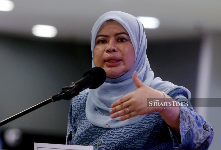 Women, Family and Community Development Minister Datuk Seri Rina Mohd Harun said the percentage of senior citizens (above 60 years old) is expected to increase drastically to 5.3 million in the next 10 years. - NSTP/HAIRUL ANUAR RAHIM