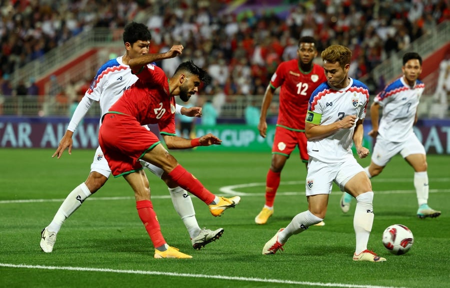 Thailand frustrate Oman to inch towards Asian Cup last 16 | New Straits ...