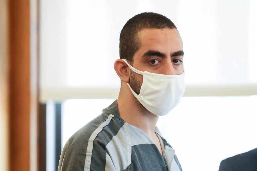 Rushdie Stabbing Suspect Pleads Not Guilty To Attempted Murder | New ...