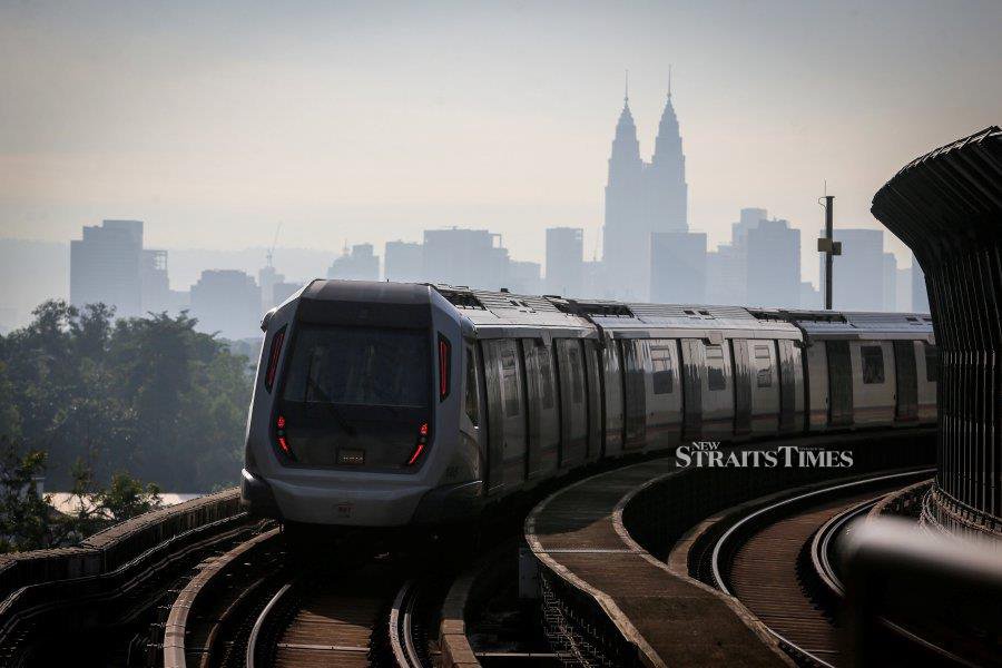 Rapid KL has denied a viral post claiming that there was an explosion or fire involving a Mass Rail Transit (MRT) train along the Kajang route. - NSTP/ASWADI ALIAS