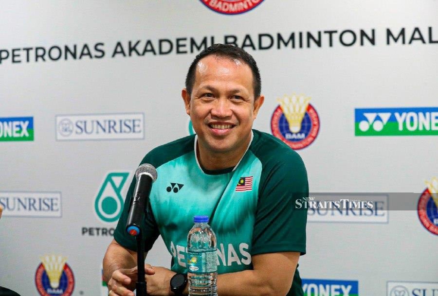 Having a strong squad alone is not enough to win the Thomas Cup. According to BAM coaching director, Rexy Mainaky, Malaysian shuttlers must forge strong camaraderie for their team to succeed. - NSTP file pic