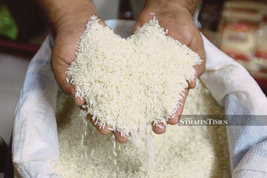 Rogues and rice should not mix, but they do in this land of the staple. To be sure, rice is not a commodity under distress, but it is blanketed in uncertainty. - NSTP file pic