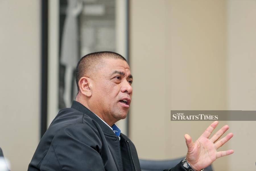 Perak Menteri Besar Datuk Seri Saarani Mohamad is confident that his state administration will complete its five-year term without any hiccups. - NSTP/ASWADI ALIAS.