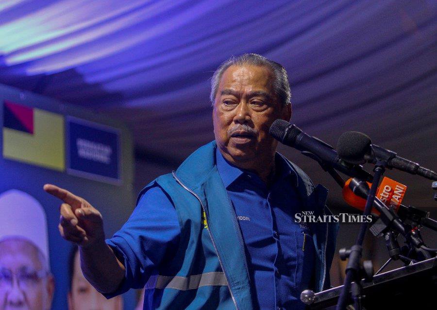 Muhyiddin claimed Anwar had signed the agreement during his Indonesian president Joko Widodo’s  two-day visit to Malaysia earlier this week, and he did so despite being advised against it by a maritime expert.- NSTP/AZRUL EDHAM