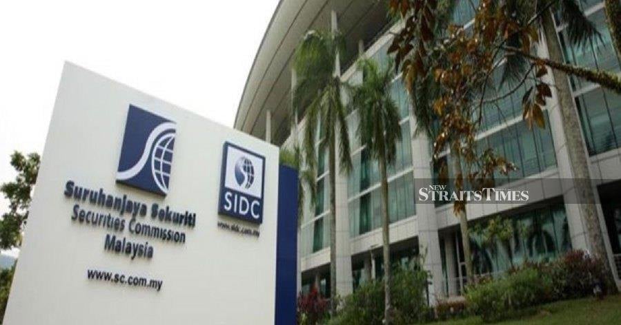 The Securities Commission Malaysia (SC) said today that it has conducted raids on the premises of ‘certain listed firms’. NSTP/ ZULFADHLI ZULKIFLI.