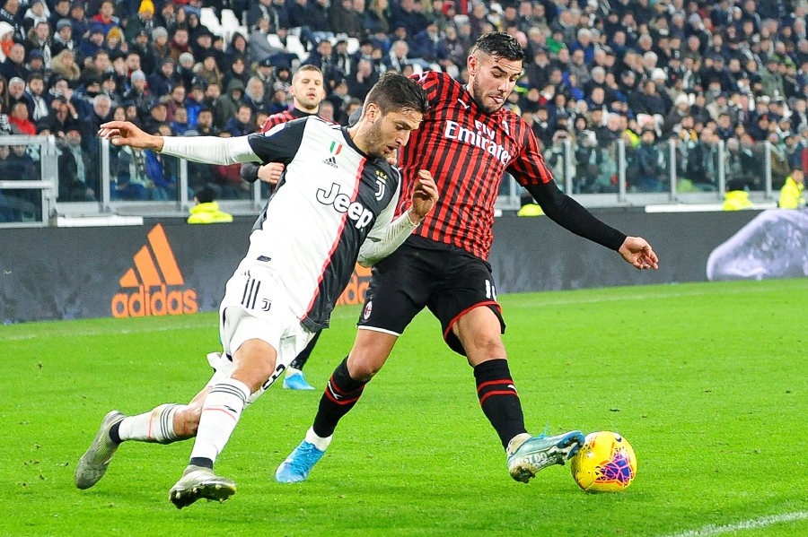 Football: Cristiano Ronaldo keeps Juventus flying with 'important' win over  AC Milan