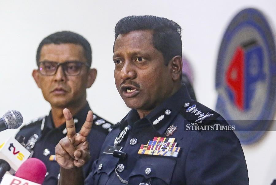 Selangor police chief Datuk Hussein Omar Khan said the police are currently waiting for lab results to determine the type of poisoning. STR/GENES GULITAH