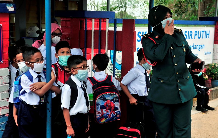 Johor chemical pollution crisis worsens; 207 sickened by ...