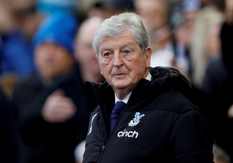 (FILE PHOTO) Crystal Palace manager Roy Hodgson before the match. (Action Images via Reuters/Peter Cziborra)