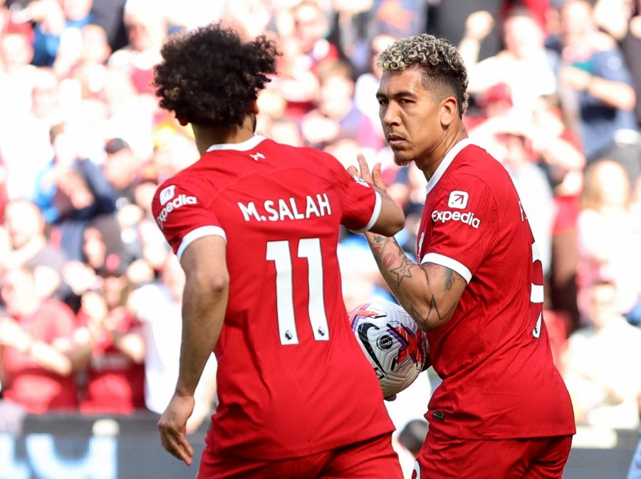 Liverpool news: Mohamed Salah takes No. 11 shirt as Roberto Firmino takes 9