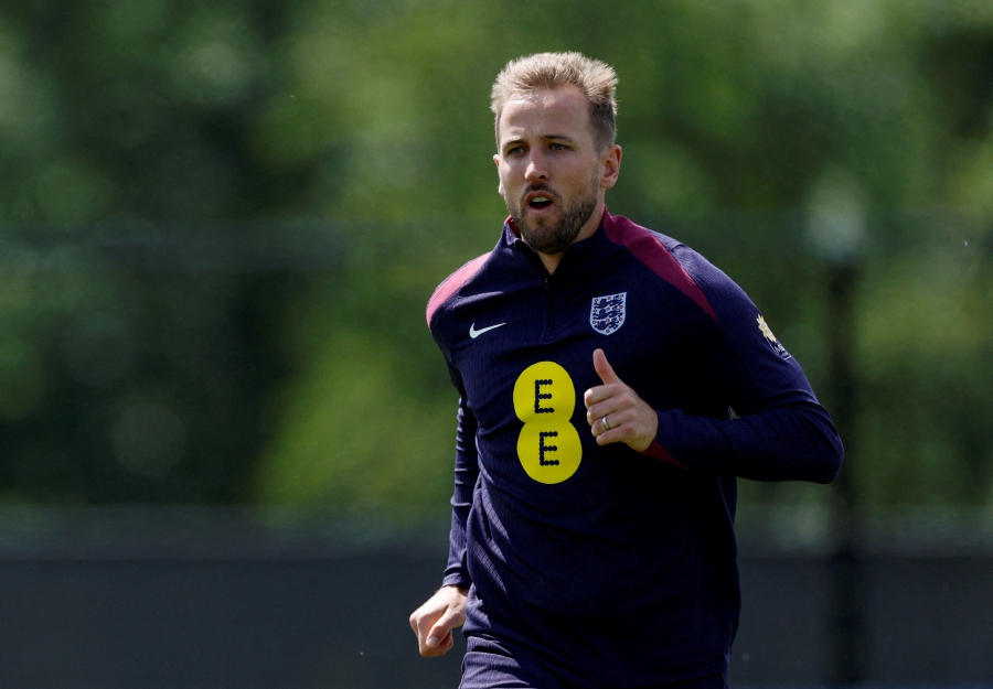 (FILE PHOTO) England's Harry Kane during training. (REUTERS/John Sibley/File Photo)