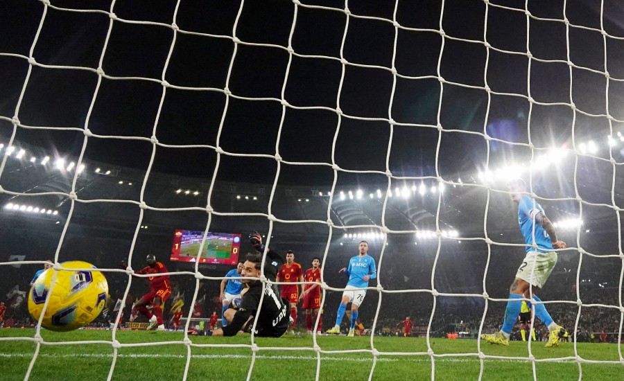 AS Roma's Romelu Lukaku scores their second goal. REUTERS PIC