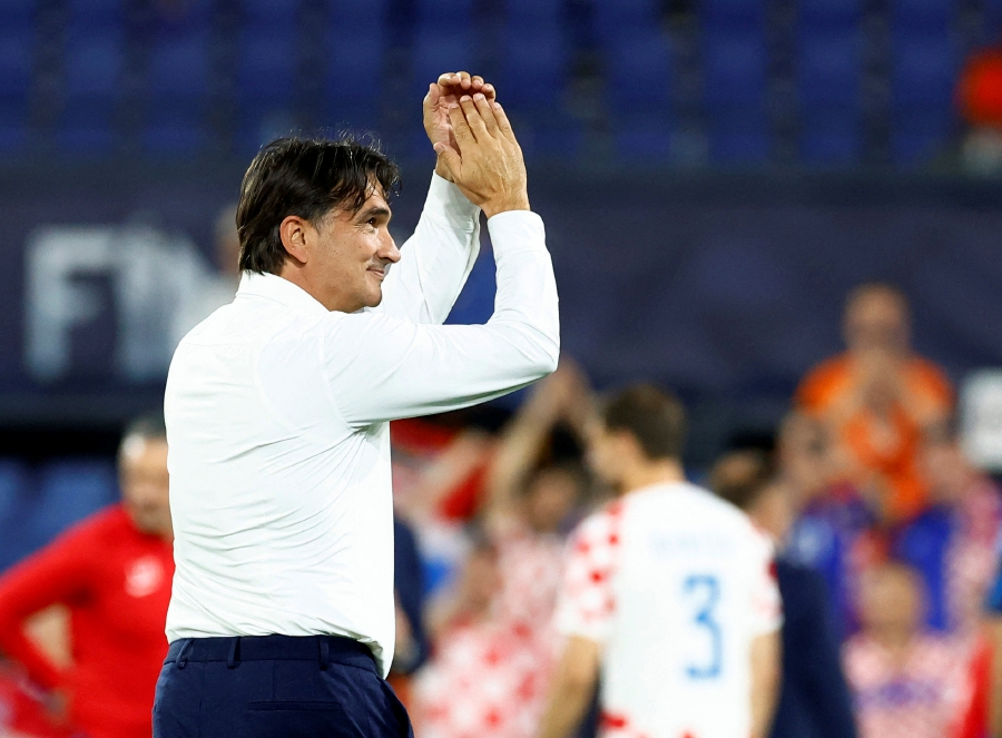 Dalic praises evergreen Modric as Croatia reach Nations League