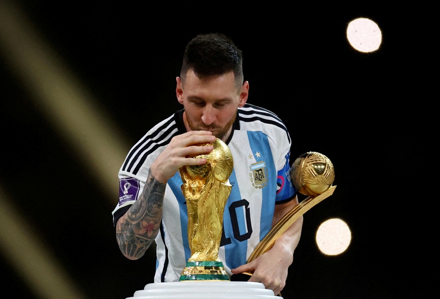 Lionel Messi Says He Won't Retire from Argentina After World Cup Win