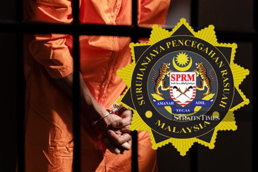 A source from the Malaysian Anti-Corruption Commission (MACC), said the man, who is in his thirties, was caught while attempting to enter Peninsular Malaysia using a rented MyKad from a local syndicate based in Tawau, Sabah. - NSTP pic