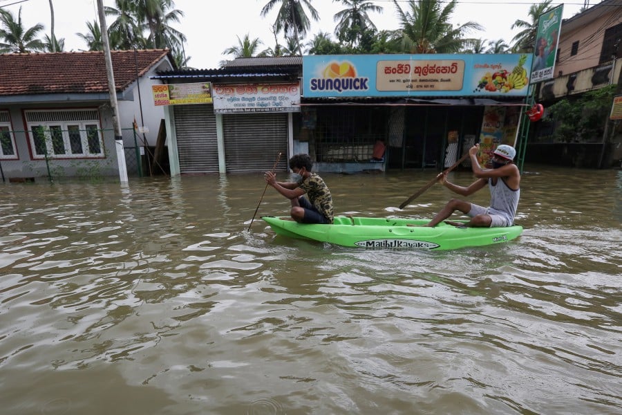 Thousands Homeless As Sri Lanka Floods Death Toll Hits 17 | New Straits ...