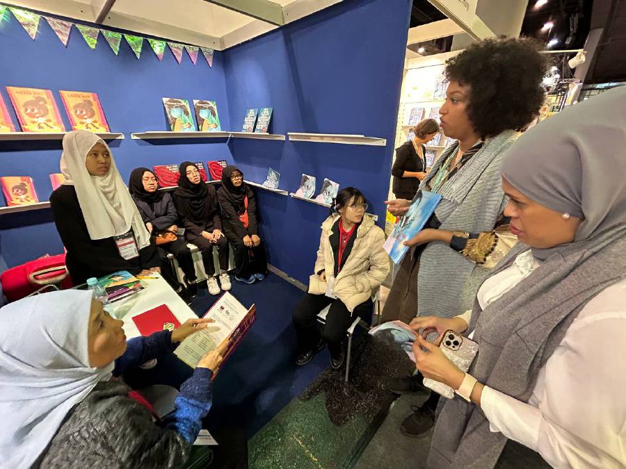 Malaysian students make a mark at Frankfurt Book Festival