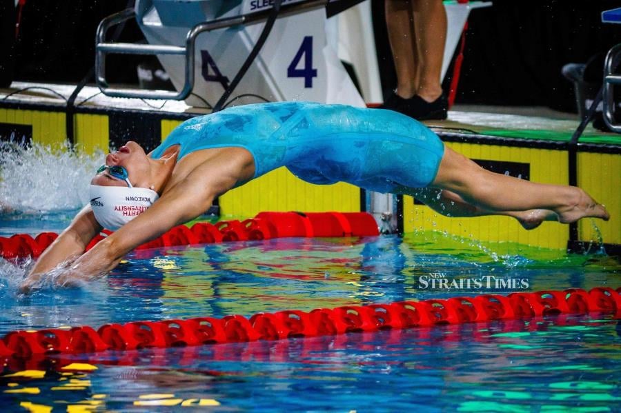 Australia’s Kaylee McKeown starts the women's 100m backstroke final during the Australian Swimming Trials at the Brisbane Aquatic Centre on Tuesday. AFP PIC 