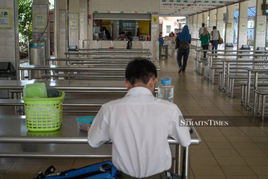 Pas has voiced concern over the Education Ministry’s directive to continue school canteen operations during Ramadan, criticising it as an excessive move which could spark unnecessary controversy among the public. - NSTP file pic