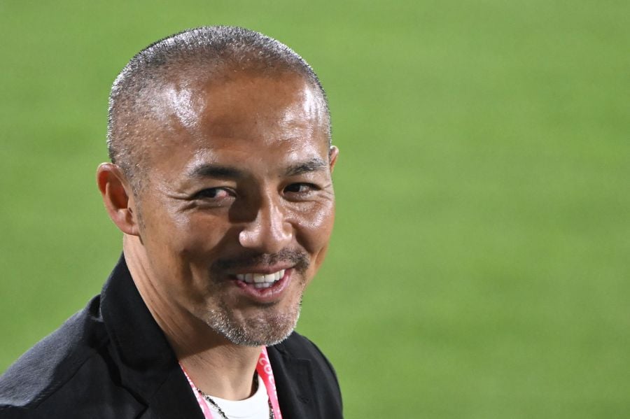  Japanese great Shinji Ono retired from football at the age of 44, ending a career that saw him become the first player from his country to win a European club trophy. - AFP pic