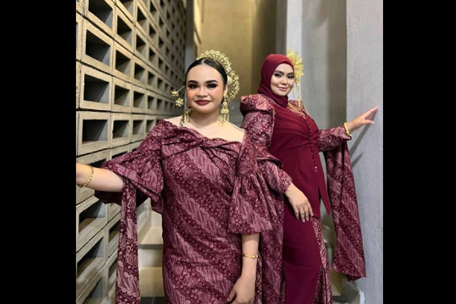 Singer Siti Nursairah Tarudin denies allegations by certain quarters that she has been forcing her daughter, Ummi Umairah, to become a singer. - Pic courtesy from Siti Nursairah Tarudin TikTok