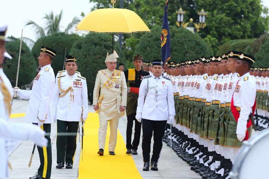 Sultan of Perak Sultan Nazrin Shah has been appointed as Deputy Yang di-Pertuan Agong for the same term.  - NSTP/L.MANIMARAN