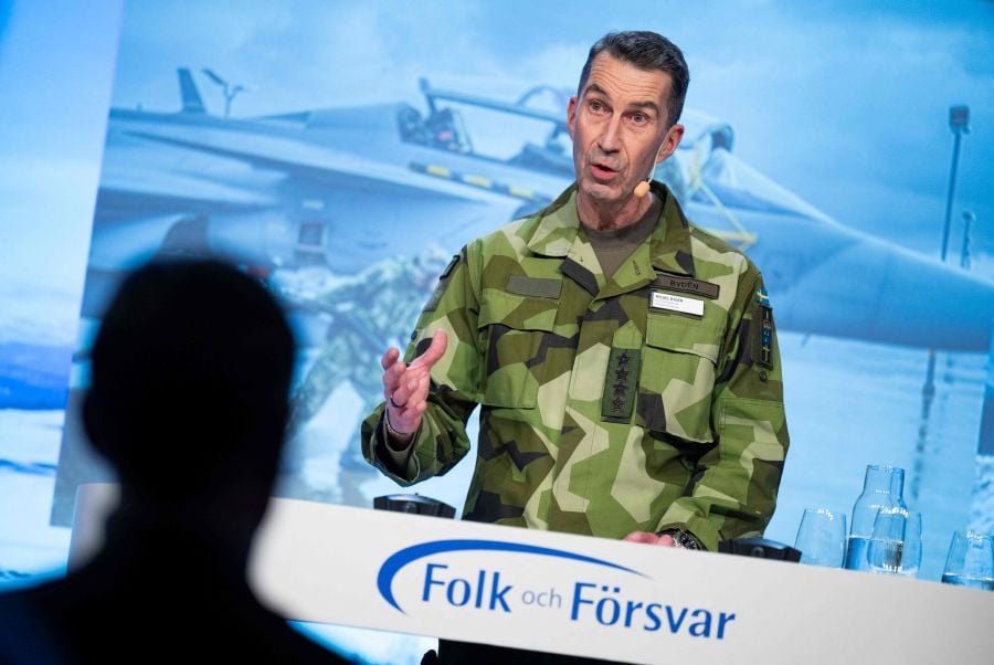Sweden's Commander-in-Chief Micael Byden speaks during his talk at the Society and Defense Conference in Salen. - (Photo by Pontus LUNDAHL / TT NEWS AGENCY / AFP)