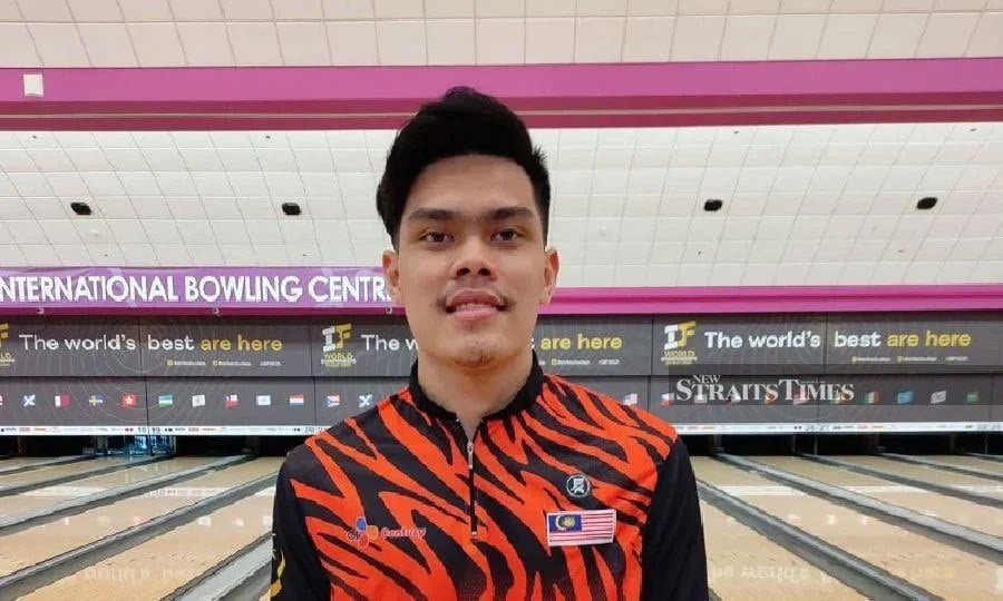 Even after a breakthrough year in 2023 that saw Syazirol Shamsuddin crowned as the national champion, he isn't convinced that he has secured a permanent place among the top six bowlers in the national men's squad.- NSTP file pic