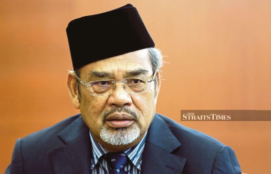 Datuk seri tajuddin abdul rahman