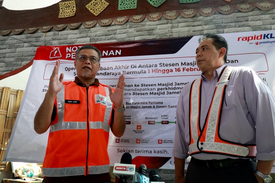 Nor Azmi (left) said commuters travelling from Ampang and Putra Heights can continue their journey to the Masjid Jamek station from tomorrow to Feb 16 during a media briefing session. - BERNAMA
