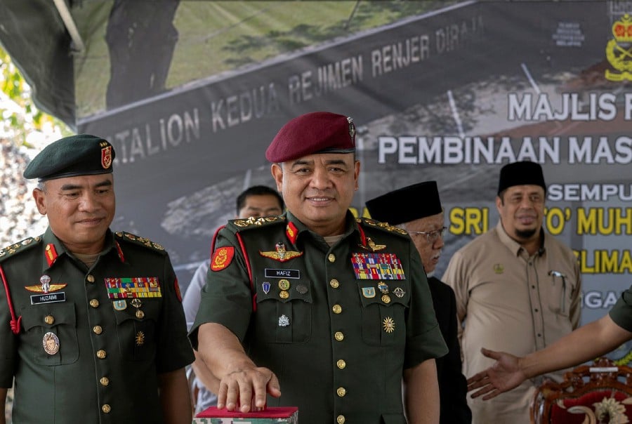 Army Chief General Datuk Muhammad Hafizuddeain Jantan said the case had been settled at the level of the ATM teams involved. BERNAMA PIC