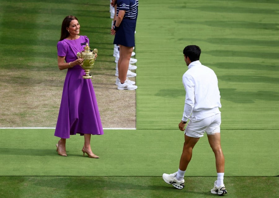 Cheers for Princess of Wales at Wimbledon final