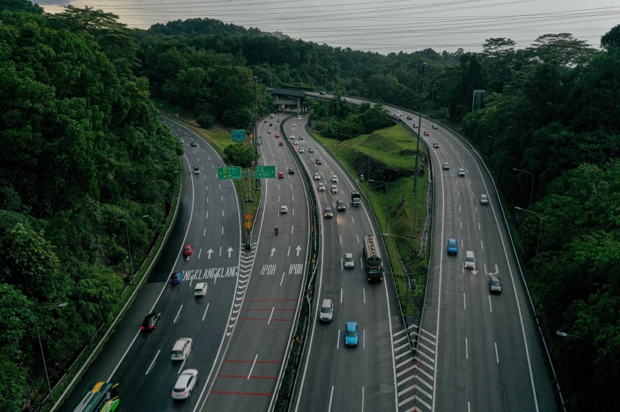 Smooth traffic on several major highways this morning