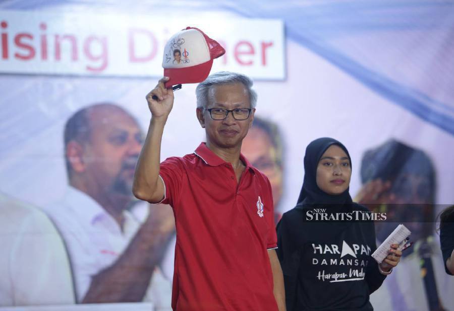 Police today confirmed that it has launched an investigation against senior DAP leader Tony Pua for allegedly insulting the royal institution through a posting on his social media account. - NSTP file pic