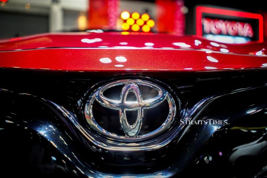 Umw Toyota Sells 13pct More New Toyota Lexus Vehicles In April